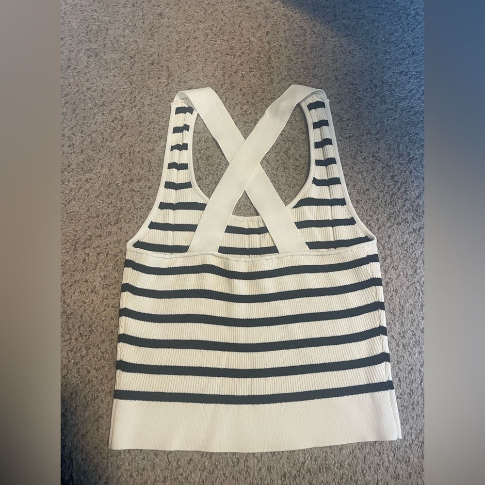 NWOT ELEH Ribbed Tank Small - Picture 7 of 9